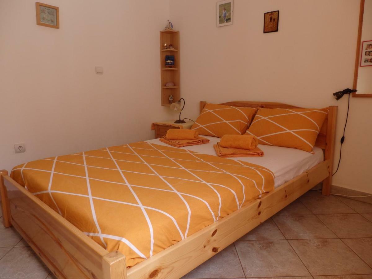 The Small House In The Olive Grove Lefokastro Exterior foto